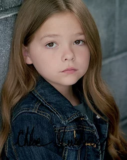 Chloe Guidry autograph