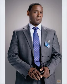 David Harewood autograph