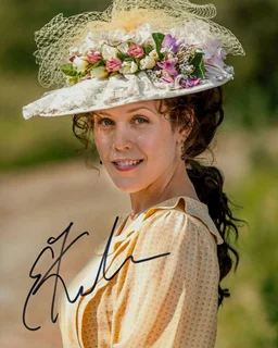 Erin Krakow autograph