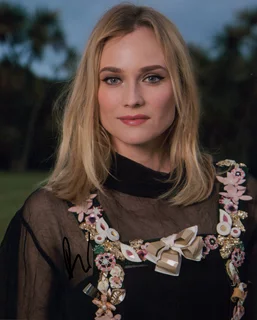 Diane Kruger autograph