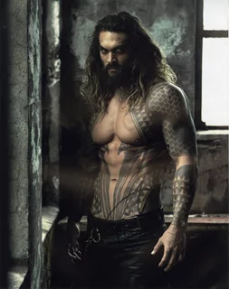 Jason Momoa autograph