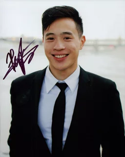 Hayden Szeto autograph
