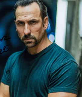 Oscar Torre autograph