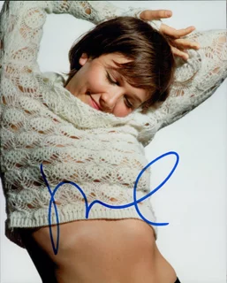 Maggie Gyllenhaal autograph