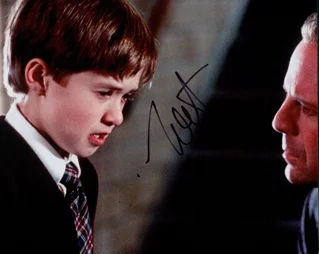 Haley Joel Osment autograph