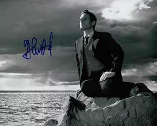 Glenn Howerton autograph