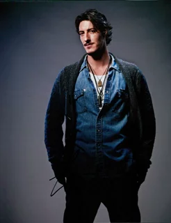 Eric Balfour autograph