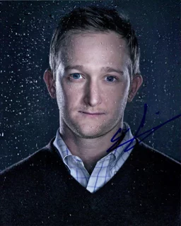 Eric Ladin autograph