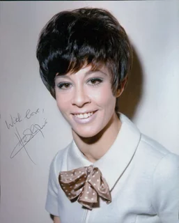 Helen Shapiro autograph