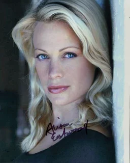 Alison Eastwood autograph