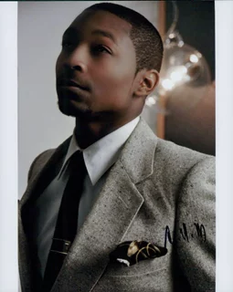 Malcolm Mays autograph