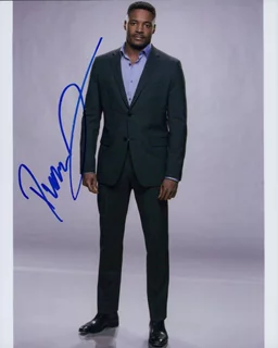 Duane Henry autograph