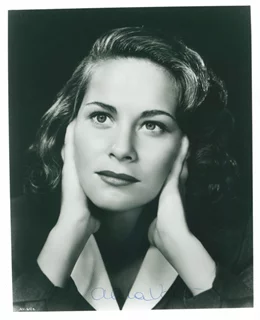 Alida Valli autograph