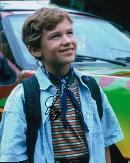 Joseph Mazzello autograph