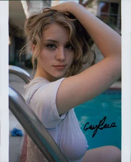 Caylee Cowan autograph
