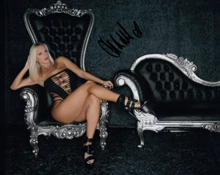 Chanel Renee autograph