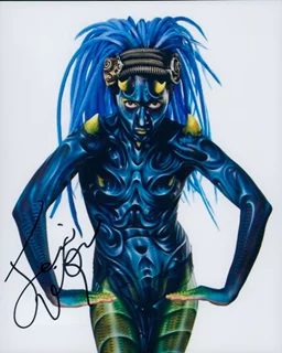 Teri Wyble autograph