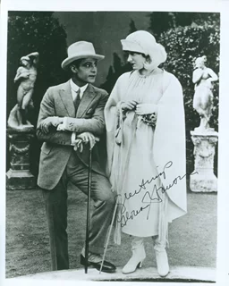 Gloria Swanson autograph