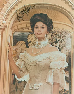 Sophia Loren autograph