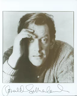 Donald Sutherland autograph
