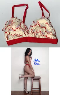 Nadia Rios autograph