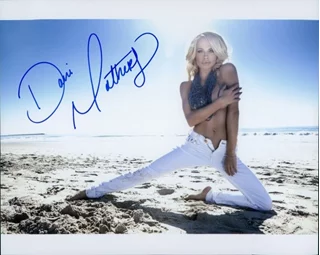 Dani Mathers autograph