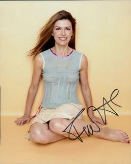 Finola Hughes autograph
