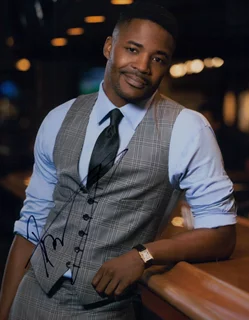 Duane Henry autograph