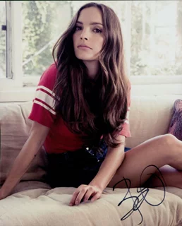 Jodi Balfour autograph