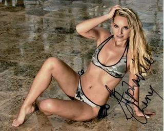 Stephanie Chaney autograph