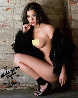 Alexandra Tyler autograph
