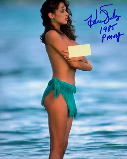 Karen Velez autograph