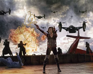 Milla Jovovich autograph