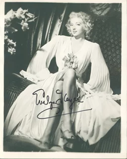 Evelyn Keyes autograph