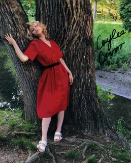 Caylee Cowan autograph