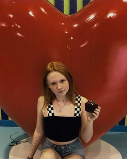 Savannah Liles autograph