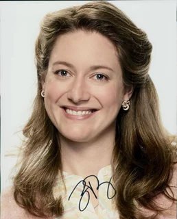 Zoe Perry autograph