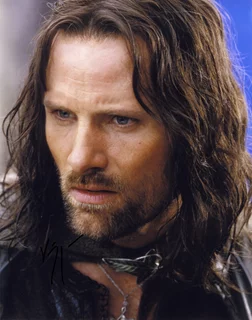 Viggo Mortensen autograph