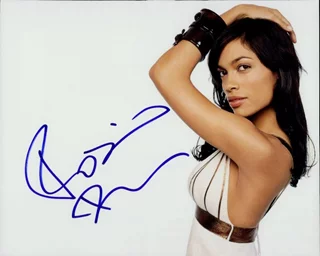 Rosario Dawson autograph