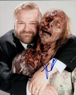 Robert Kirkman autograph