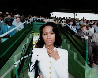 Nicole Beharie autograph