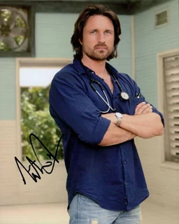 Martin Henderson autograph