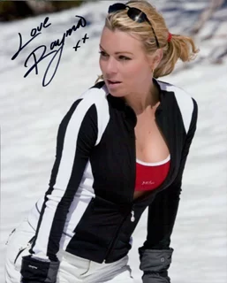 Rayma Fisher autograph