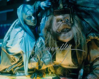 Virginia Hey autograph