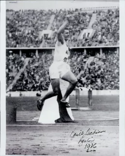 Basil Dickinson autograph