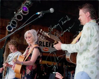 Emmylou Harris autograph