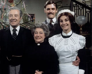 Simon Williams autograph