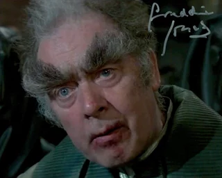 Freddie Jones autograph