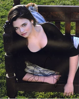 India Eisley autograph