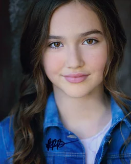 Pilot Paisley-Rose autograph